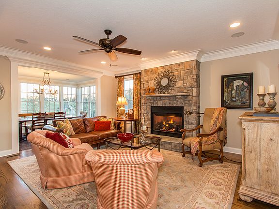 5th image of 172 McKaymie Ln