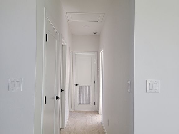3rd image of 3529 Hidalgo St #B2
