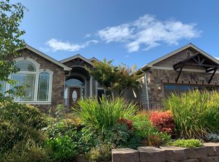 108 Fall Run Dr, Grants Pass, OR 97526