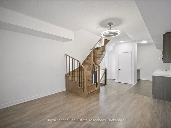 4th image of 2059 Weston Rd #40