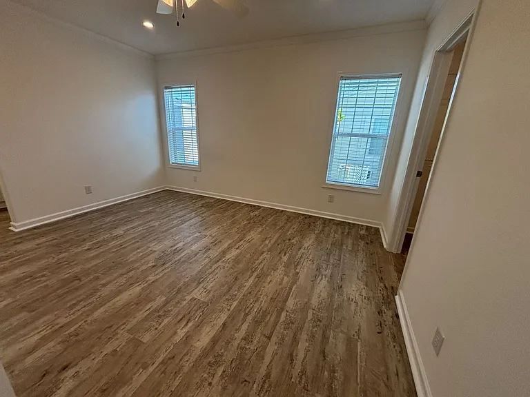 909 Inagua Ave #307 — Photo 4