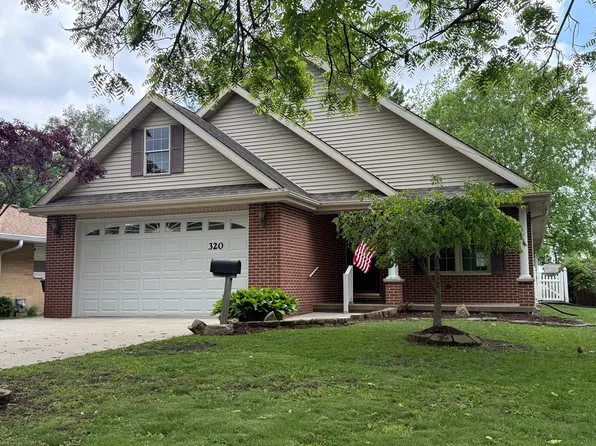 320 S Marguerite St, Coal City, IL 60416