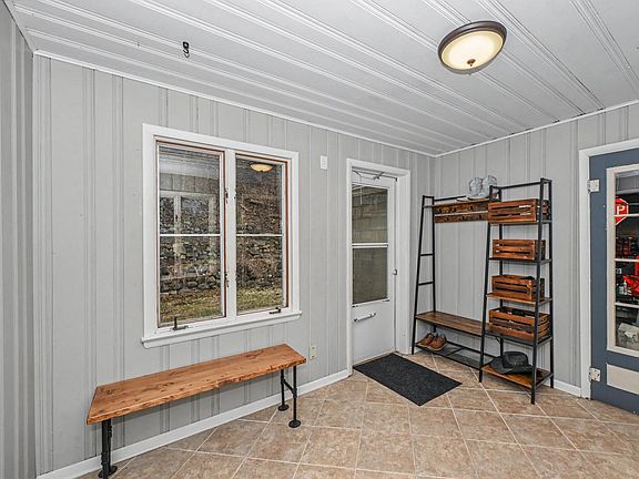 5th image of 110 Polk STREET