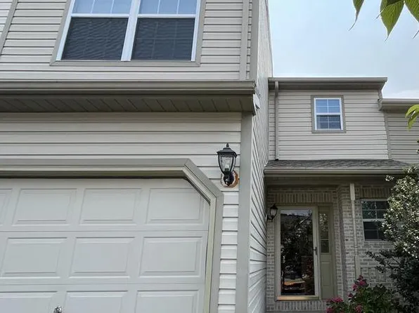 224 Forest Oak Ln, Harrisburg, PA 17110