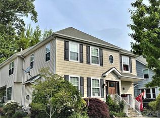 215 Lawrence Ave, Highland Park, NJ 08904