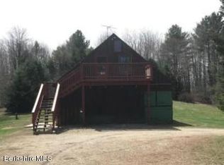 89 Hickingbotham Rd, Peru, MA 01235