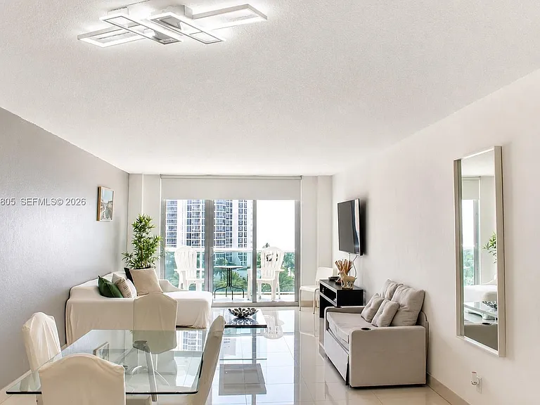 19370 Collins Ave #915 — Photo 8