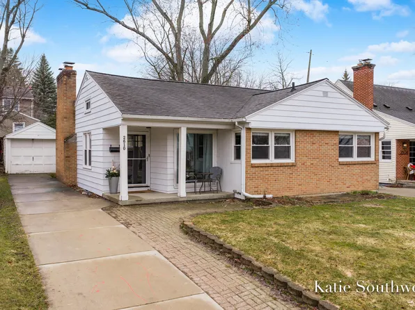 2610 Albert Dr SE, East Grand Rapids, MI 49506