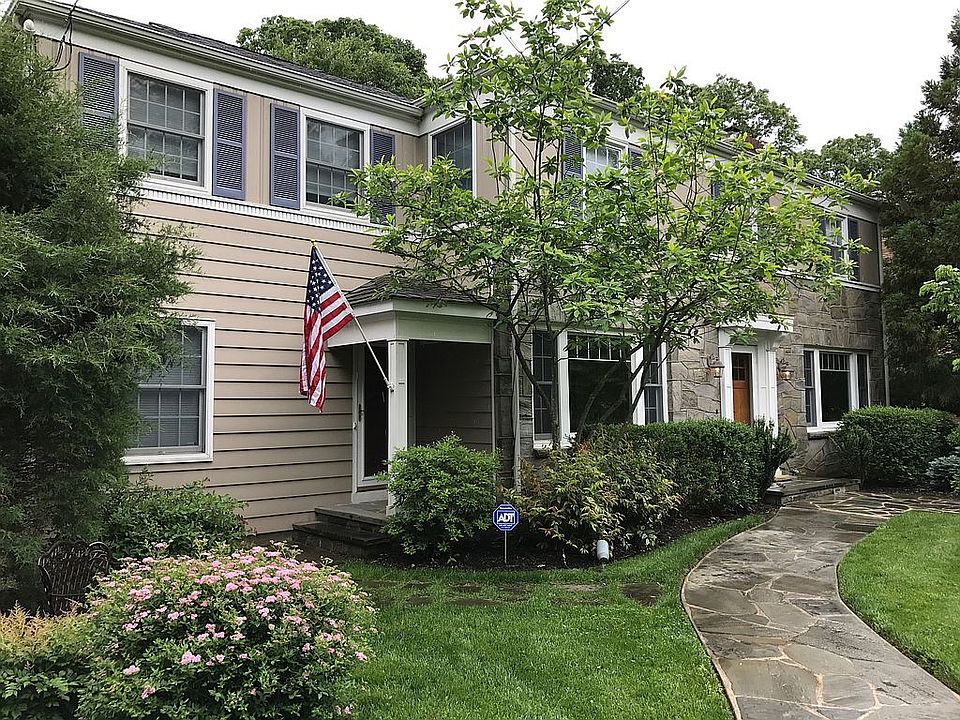 2nd image of 276 Partridge Run