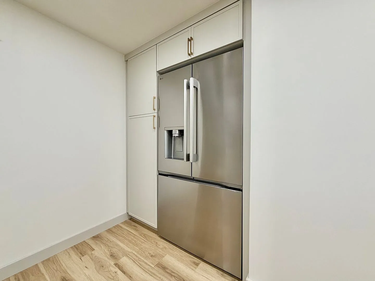 Luxury Downtown SLC Living | Rooftop Views + Resort-Style Amenities — Photo 3