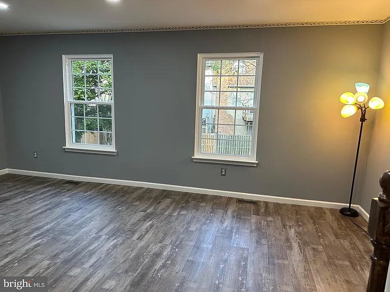 2426 Vineyard Ln — Photo 14