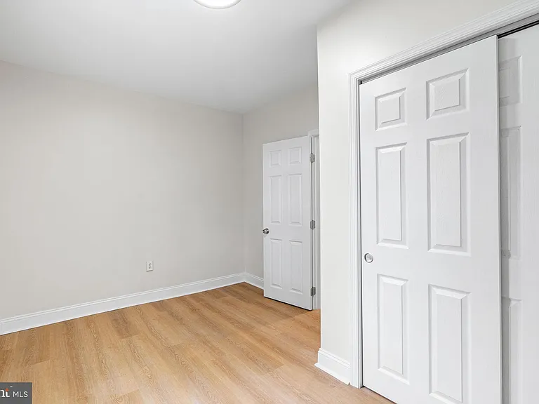 2151 E Stella St — Photo 18