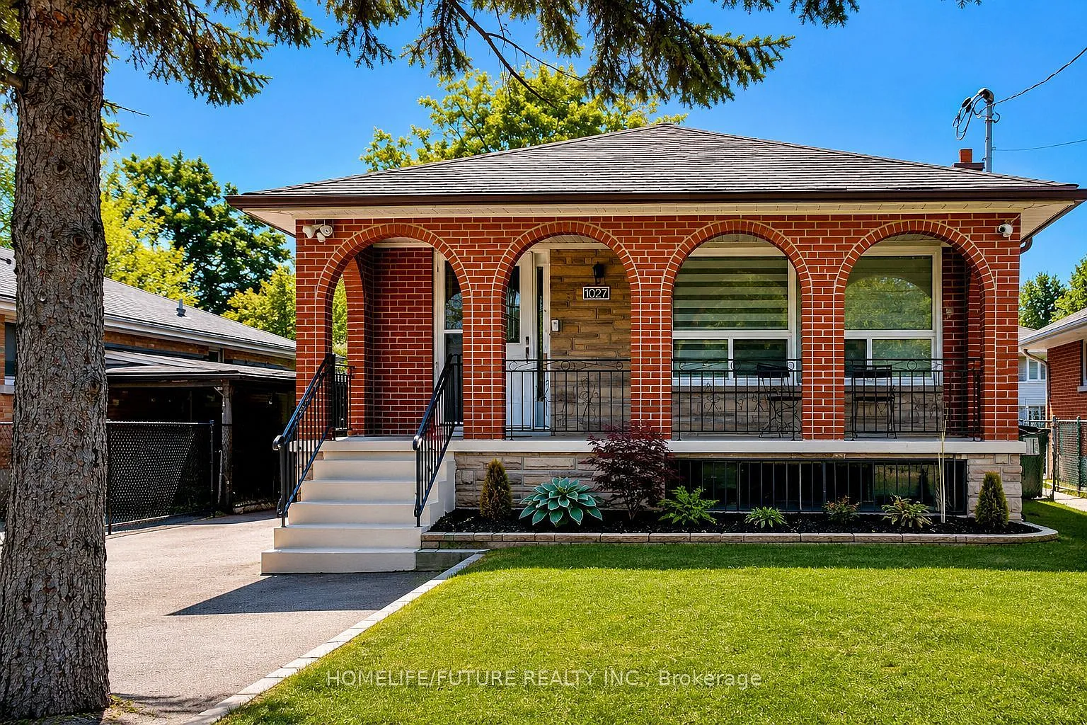 2 bed, $1,700 — Photo 1
