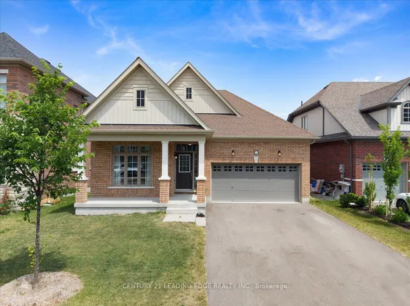 16 Faimira Ave, Georgina, ON L4P 0S4