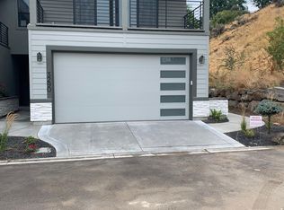 3290 S Sedgebrook Ln, Eagle, ID 83616