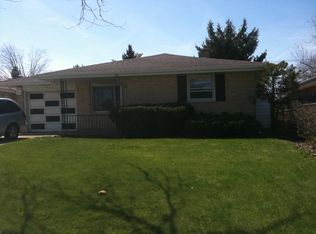 2334 N Jackson St, Waukegan, IL 60087