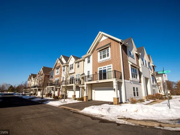 11850 Emery Village Dr N #3301, Champlin, MN 55316