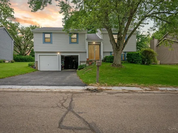 8231 Ravenwood Way, West Chester, OH 45069