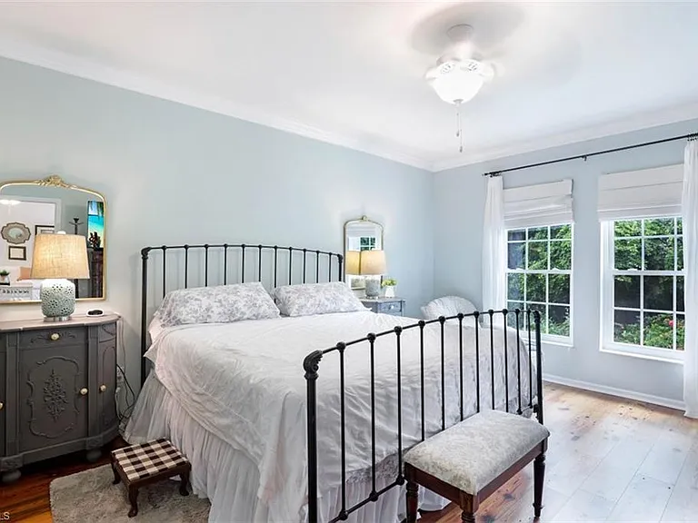 5897 Chanteclair Dr #313 — Photo 6
