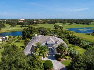 4121 Founders Club Dr, Sarasota, FL 34240
