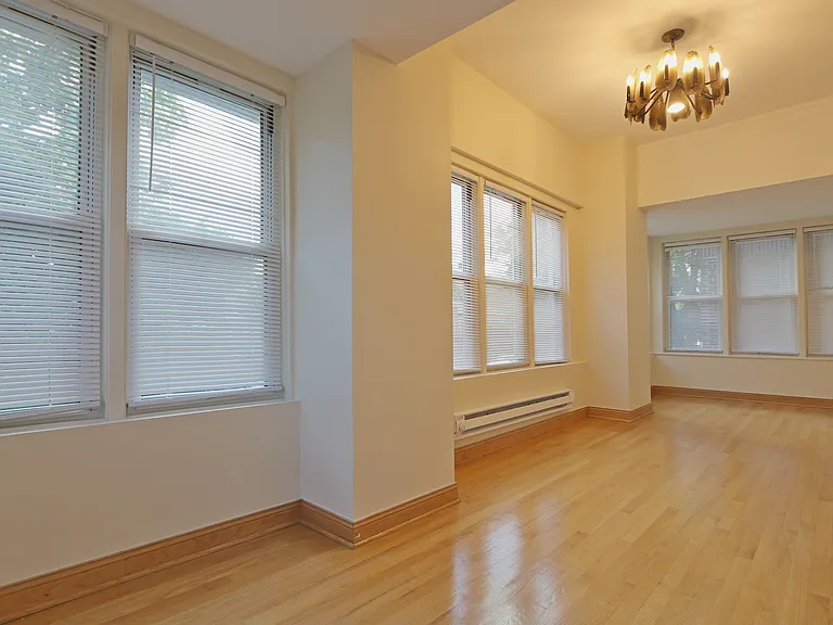 918 W Buena Ave #1 — Photo 7