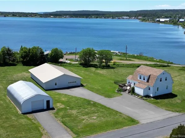14 Thoroughfare Rd, Grand Manan, NB E5G 1G6