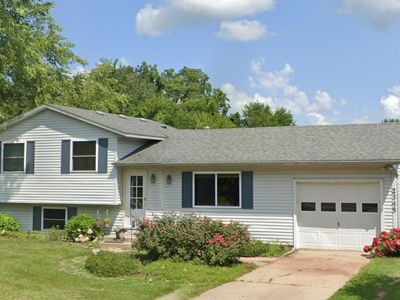 2345 E Glendora Rd, Buchanan, MI, 49107
