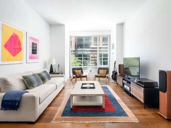 311 West Broadway image 1 of 13