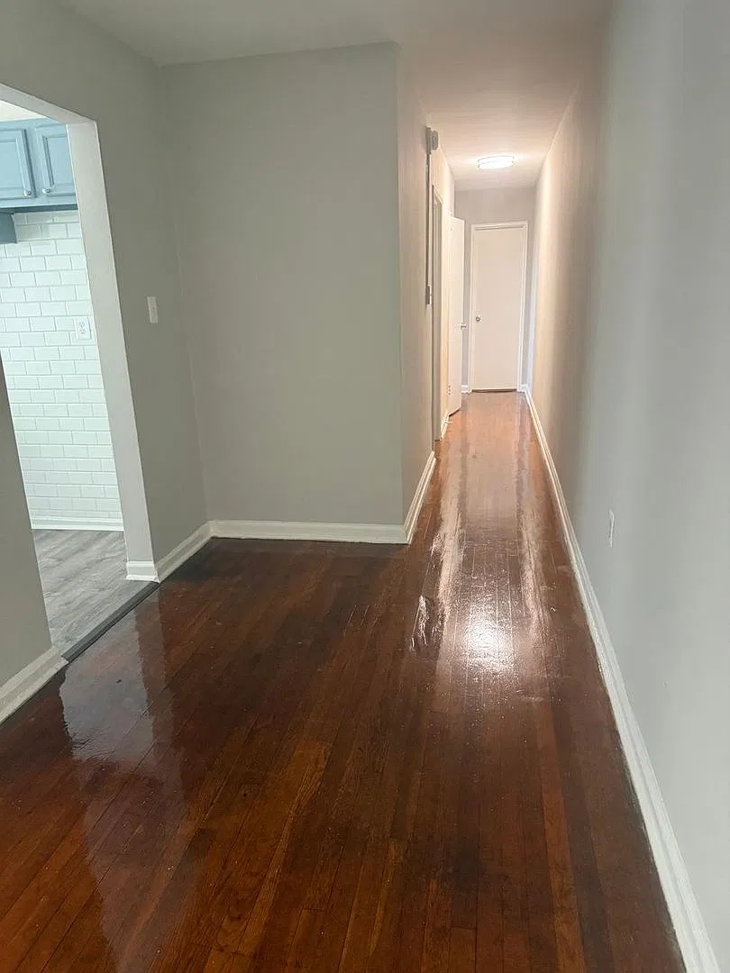 917 48TH ST NE — Photo 3
