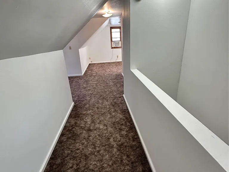 402 S Wayland Ave — Photo 5