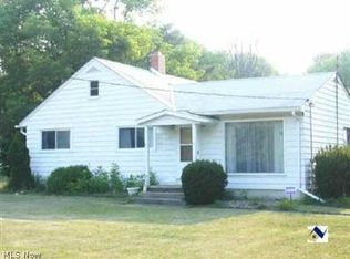 18714 Prospect Rd, Strongsville, OH 44149