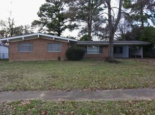 3507 Robinhood Ln, Texarkana, TX 75501