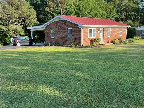 204 Todd Ave, Red Boiling Springs, TN 37150