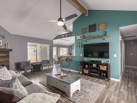 3rd image of 2228 W Tonopah Dr