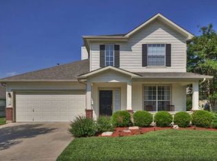 144 Hickory Ln, Georgetown, TX 78633