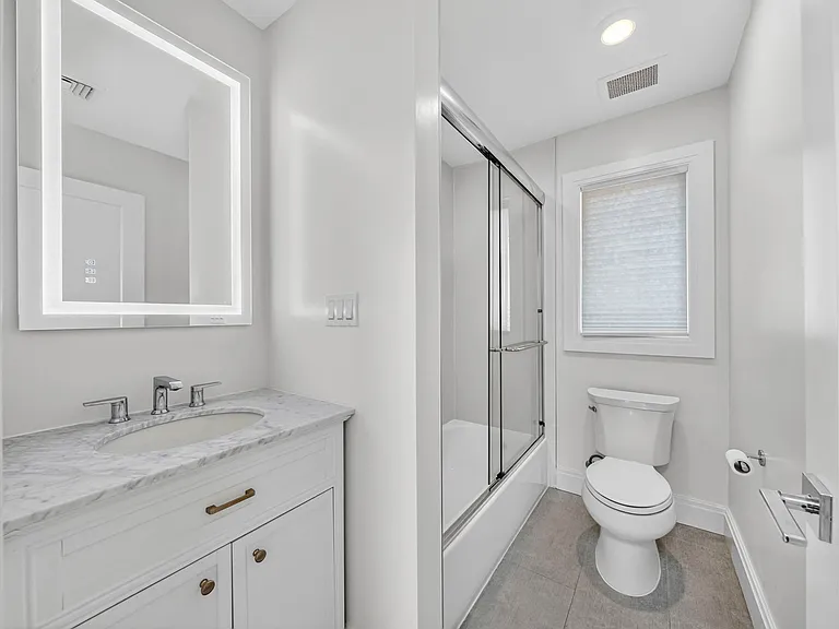 211B Slocum Way — Photo 26