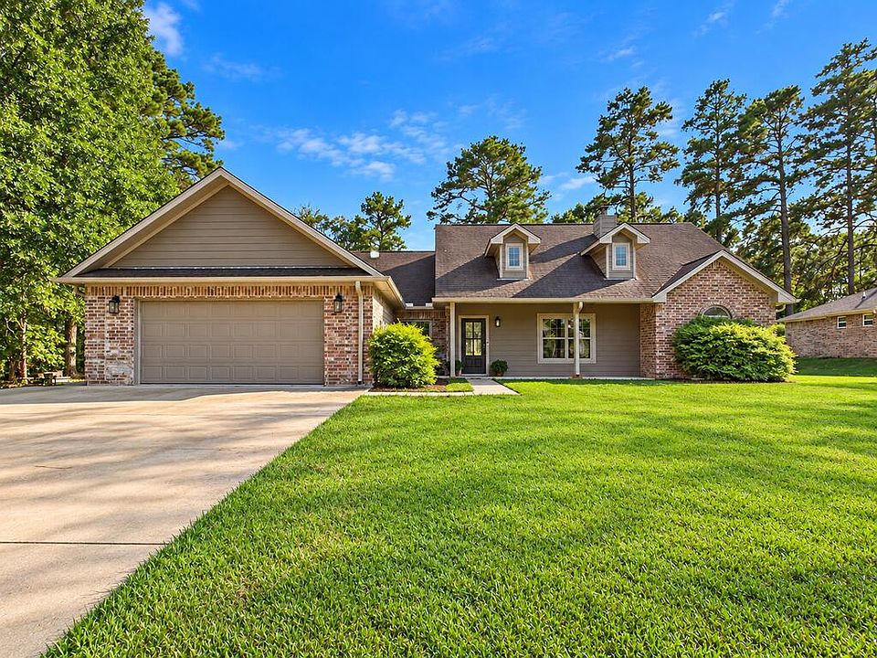 1st image of 110 Castle Ct