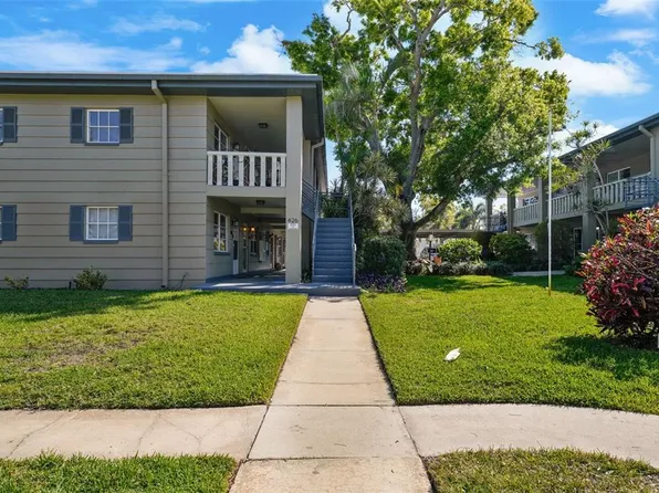 426 32nd Ave N APT 102E, Saint Petersburg, FL 33704