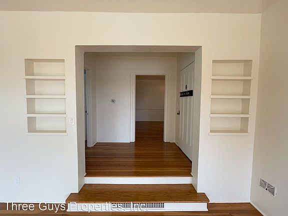 3rd image of 4525 56th St