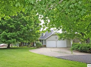 13392 Paige Rd, Mount Vernon, OH 43050