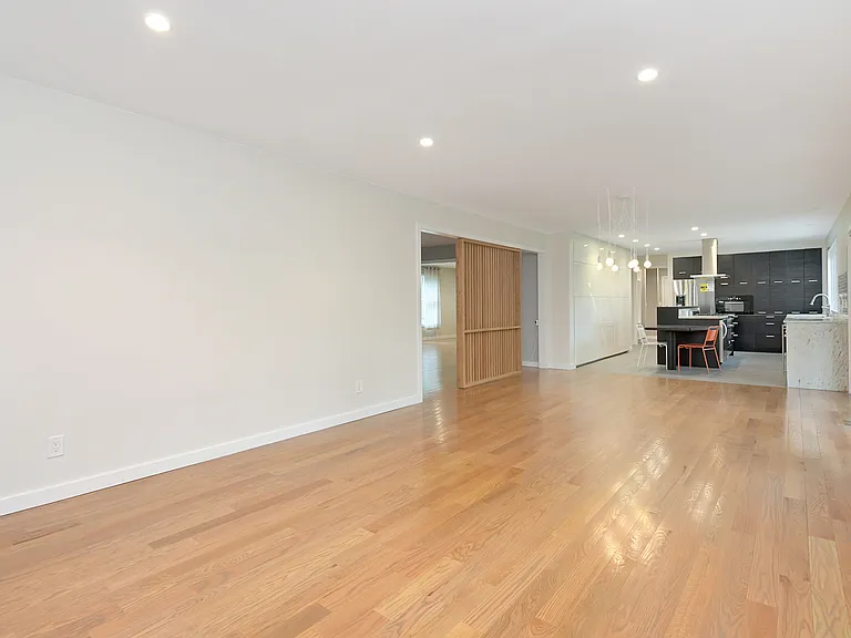 160 Sycamore Rd — Photo 12