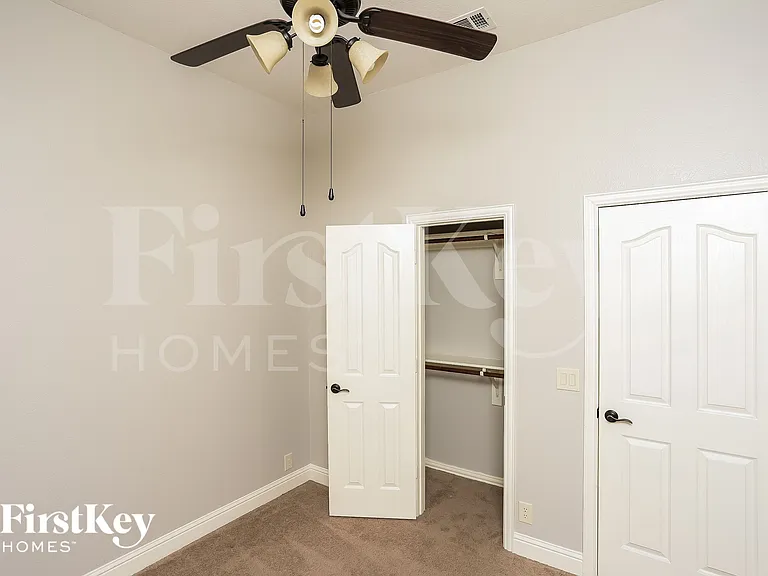 921 Loftin St — Photo 13