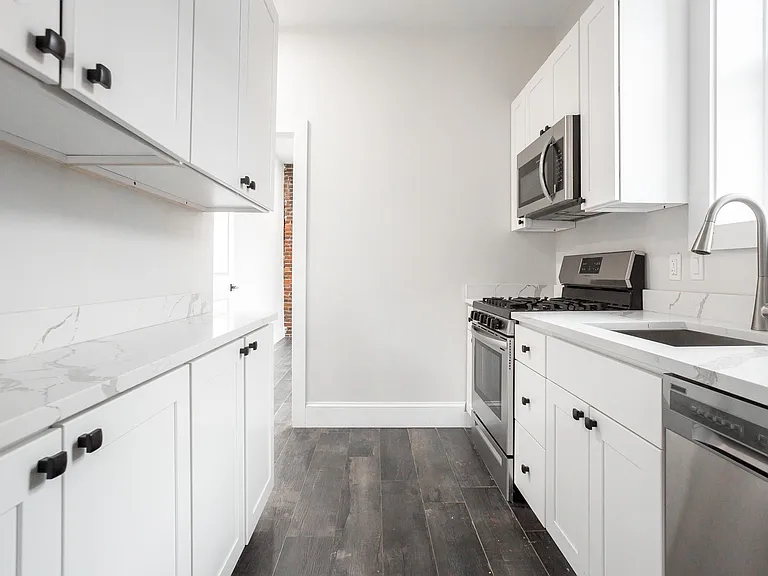 603 Massachusetts Ave #R2 — Photo 2