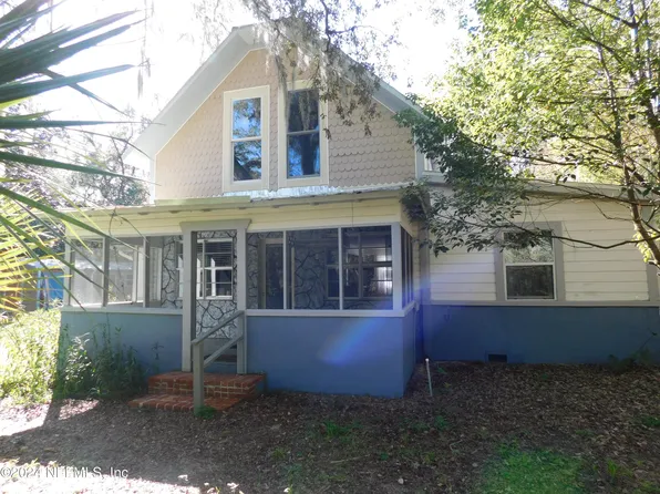 205 W STRICKLAND Road, Interlachen, FL 32148