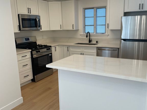 5th image of 1275 N Sweetzer Ave #110