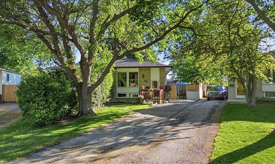 1st image of 228 Golden Orchard Dr