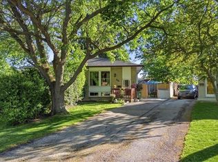 228 Golden Orchard Dr, Hamilton, ON L9C 6J7