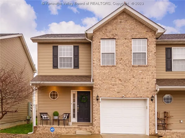 151 Midland Trl, Hurricane, WV 25526