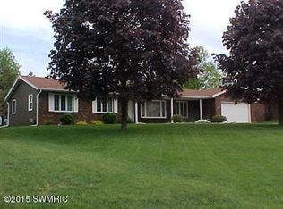 6311 Ormada Dr, Kalamazoo, MI 49048