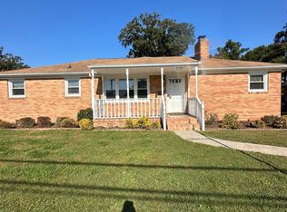 1425 Lakeside Rd, Virginia Beach, VA 23455